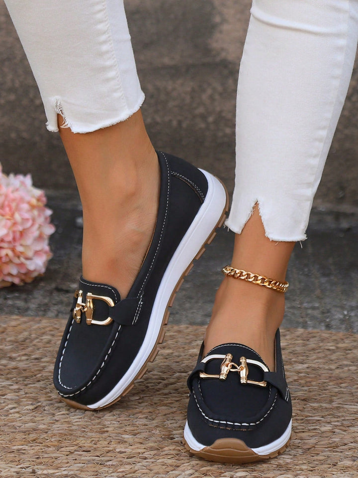 Donna | Chic Buckle Loafers
