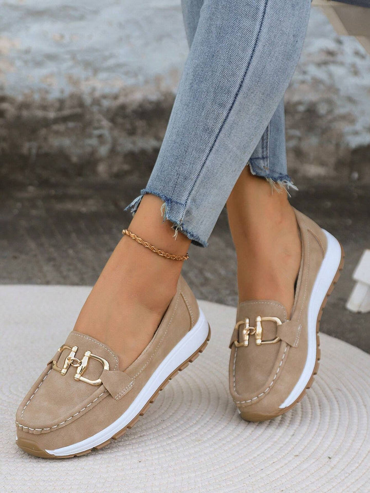 Donna | Chic Buckle Loafers