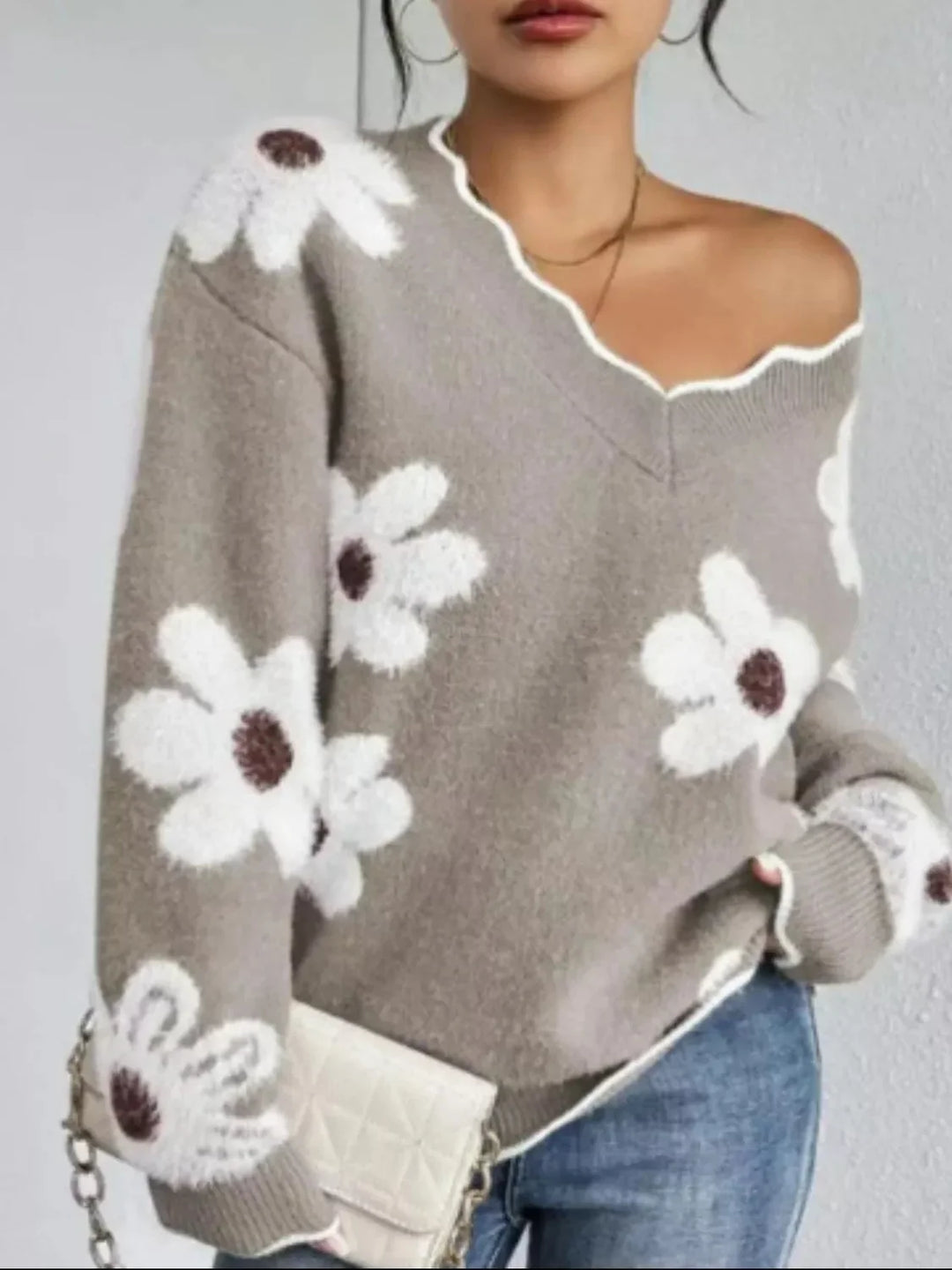 Dorothy Floral V-Neck Long Sleeve Sweater - photo 11